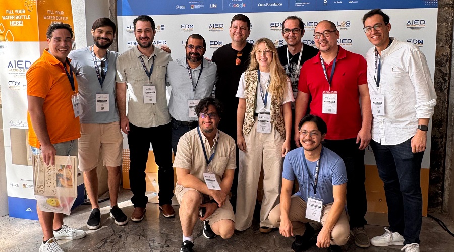 Representantes do NEES no AIED 2025, na Itália