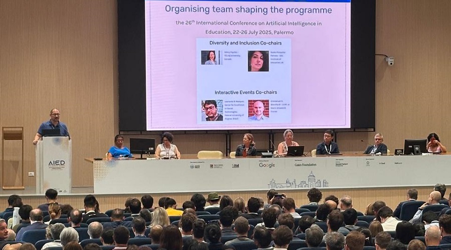 Apresentação de Seiji no AIED 2025