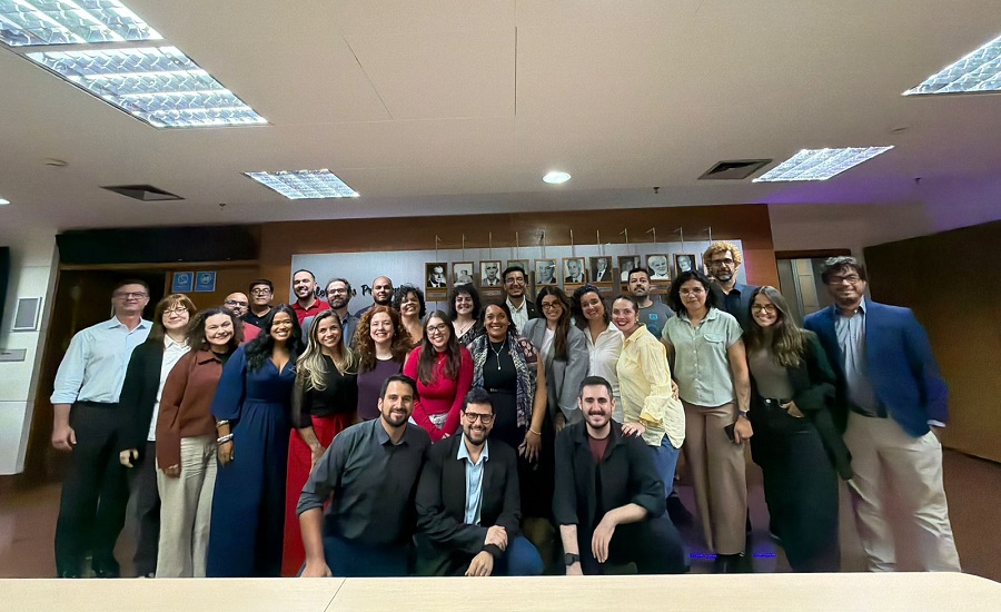 sistema-gestao-presente-reuniao-02